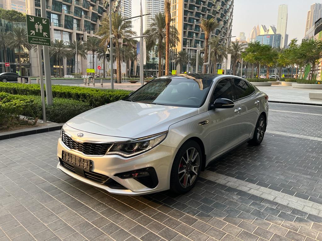 /media/images/cars/Kia_Optima_SXT_2.O_Turbo_1.jpeg