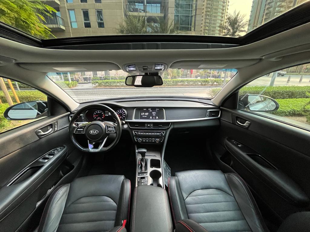 /media/images/cars/Kia_Optima_SXT_2.O_Turbo_4.jpeg